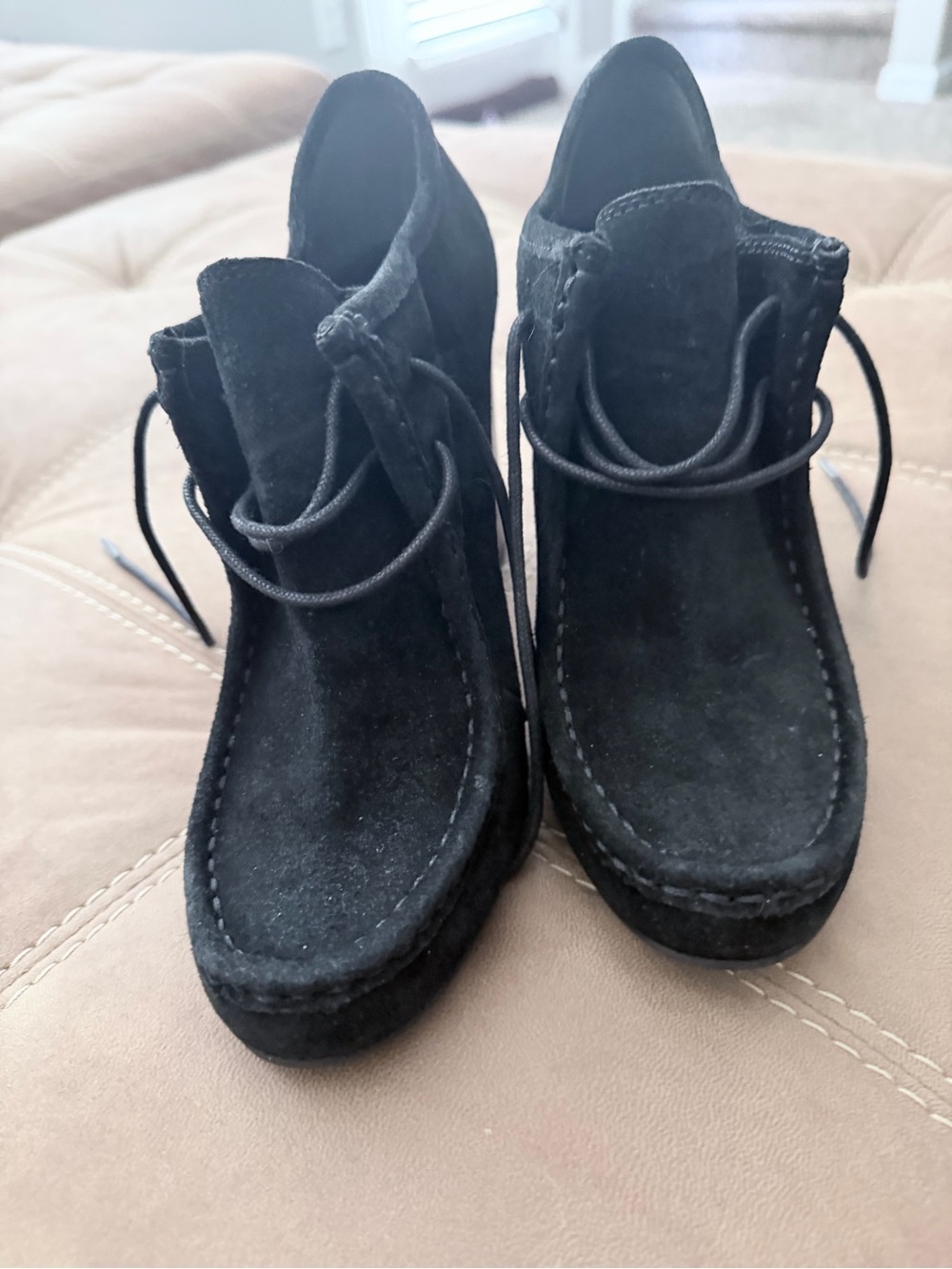 Lauren Ralph Lauren Black Suede Moccasin Flats